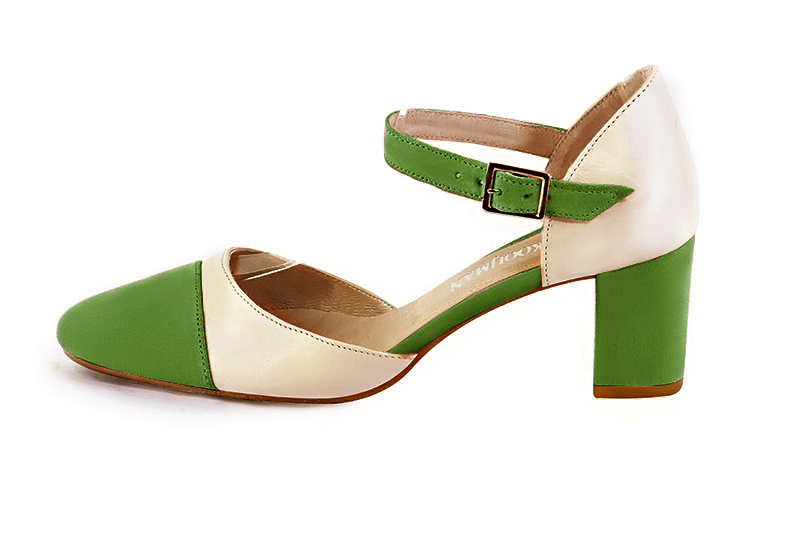 Grass green and champagne white women's open side shoes, with an instep strap. Round toe. Medium block heels. Profile view - Florence KOOIJMAN